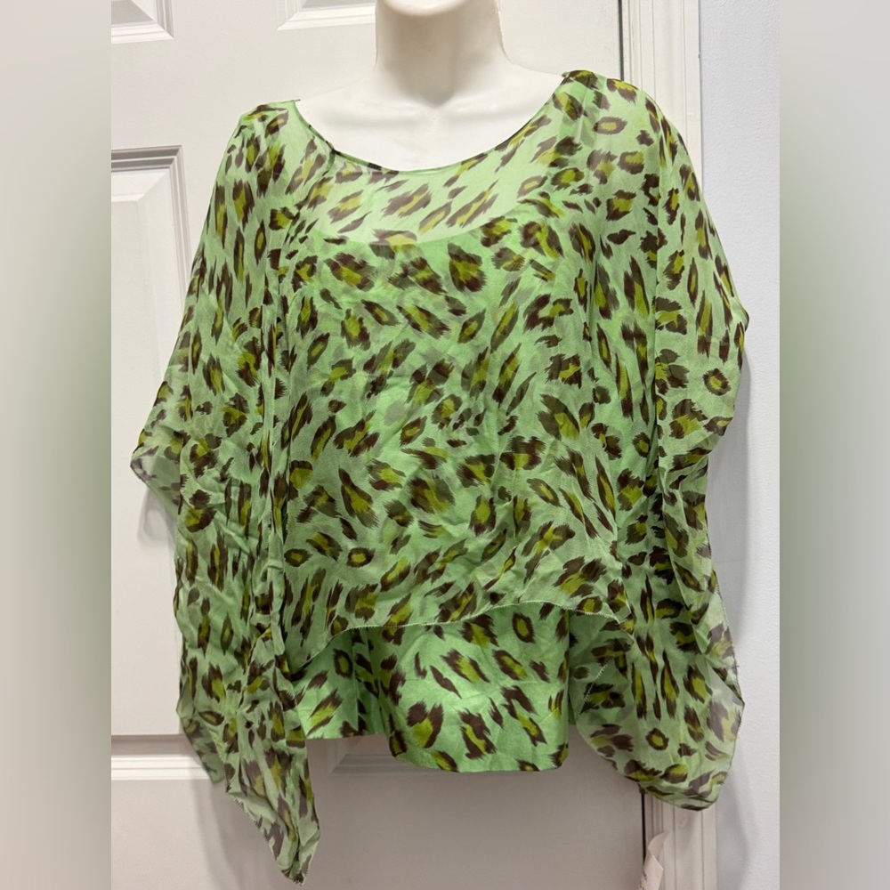 Millershor 100% silk  Green Crop Top with Relaxed Sleeves size 14 2 pieces NWT